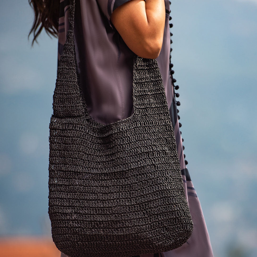 Ella Handmade Bag / Eco-friendly black coloured raffia threads