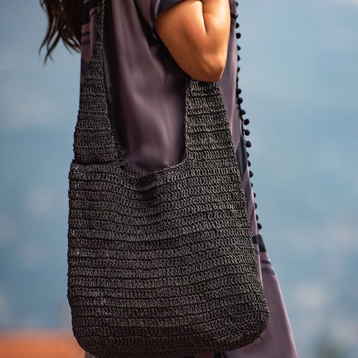 Ella Handmade Bag / Eco-friendly black coloured raffia threads