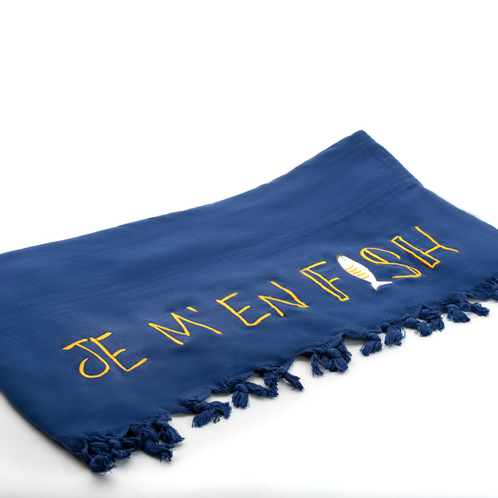 Rio Turkish Beach Towel - 100% Organic Cotton / Embroidered with "Je m'en fish"