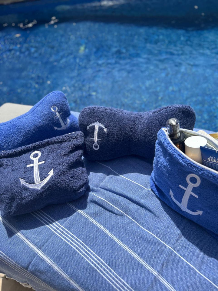 Como Beach Pillow - 100% Egyptian Cotton / Embroidered with the anchor design